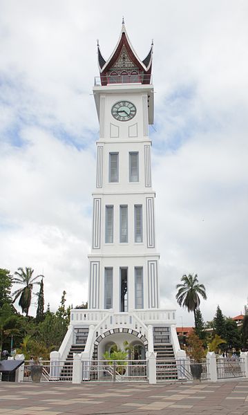 File:2011 jamgadang 2 cropped.jpg