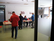 Polling station in Silvolde, Gelderland 2012-13 tk verkiezingen.JPG