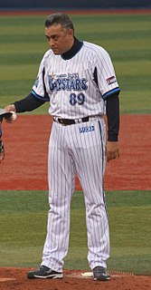 Yui Tomori baseball player