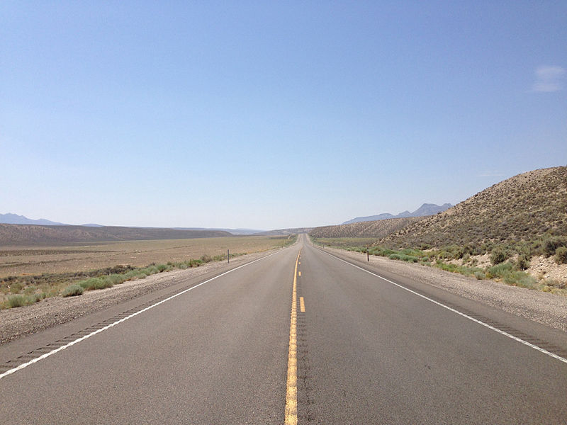 File:2014-07-18 11 09 38 View south along Nevada State Route 318 about 36.9 miles north of U.S. Route 93 in Lincoln County, Nevada.JPG