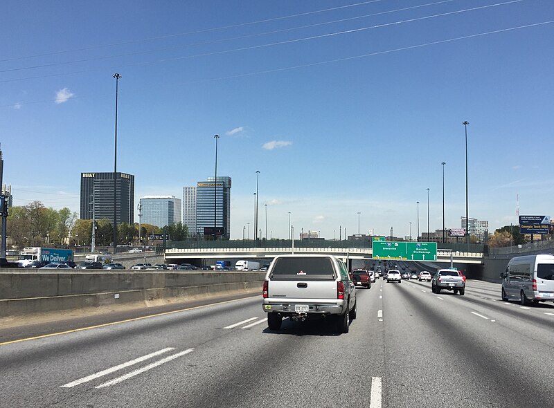 File:2016-03-23 13 19 31 View north along The Downtown Connector (Interstate 75 and Interstate 85) between Exit 250 and Exit 251 in Atlanta, Georgia.jpg