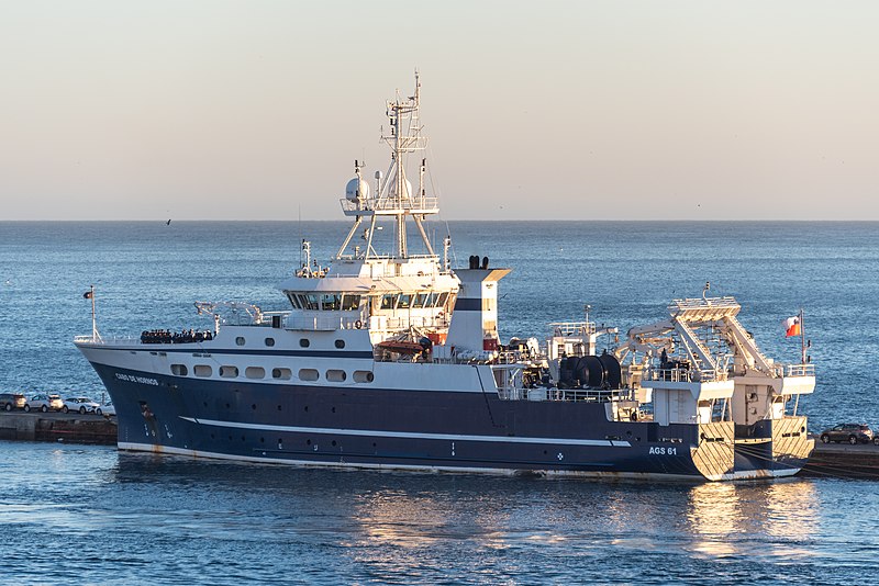 File:2019-03-19 CNS CABO DE HORNOS (AGS-61) - IMO 9495351.jpg