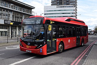 <span class="mw-page-title-main">London Buses route 153</span> London bus route