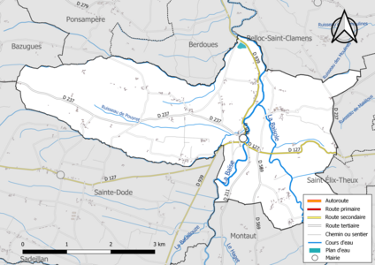 Carte en couleur présentant le réseau hydrographique de la commune