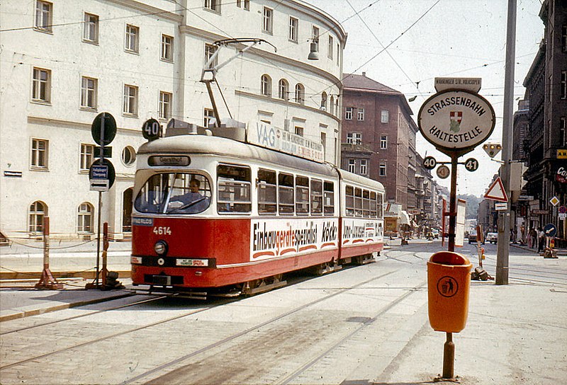 File:40 E 4614 Volksoper 1980.jpg