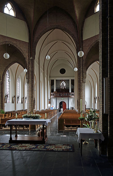 File:Aardenburg Maria Hemelvaartkerk R09.jpg