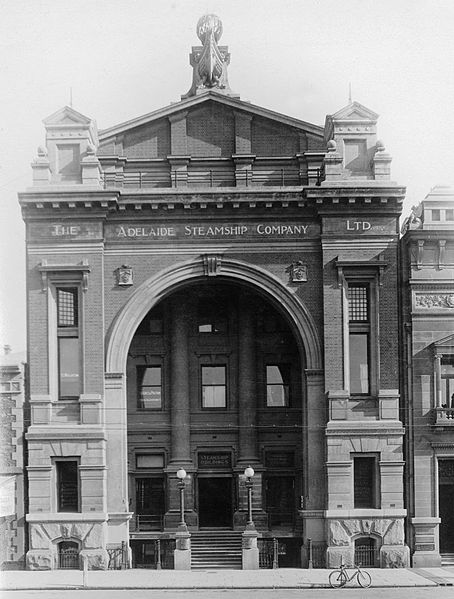 Adelaide Steamship Company building, Currie Street, Adelaide in 1917 (built 1903, dem. 1986)