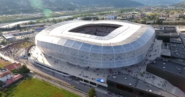 File Allianz Riviera Ogc Nice Stadium 1 Jpg Wikimedia Commons