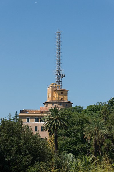 File:Antenna Radio Vatican 3.jpg