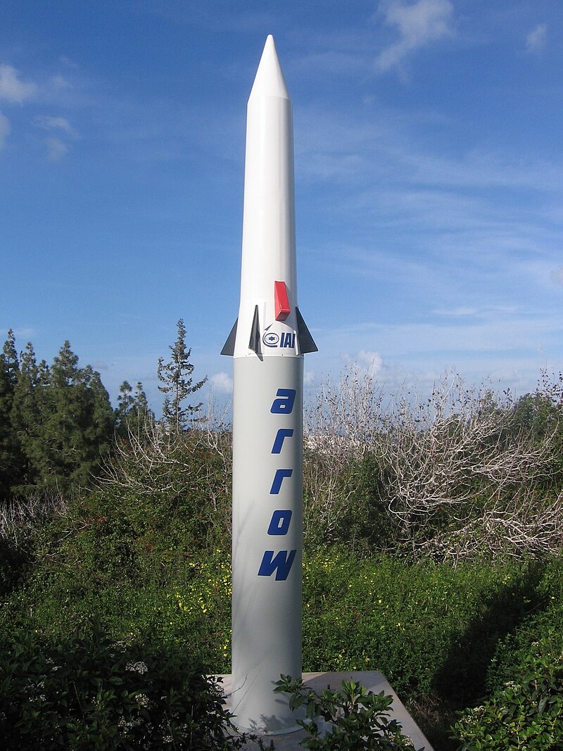 800px-Arrow_Missile_Model_II.JPG