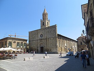Atri - Duomo Concattedrale.jpg