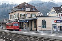 SBB-Bahnhof Rheineck mit dem Triebwagen der Bergbahn Rheineck–Walzenhausen