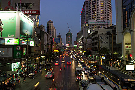 ไฟล์:Bangkok by night.jpg