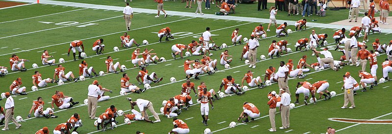 File:Baylor at UT 2006 - UT warmups - cropped.jpg