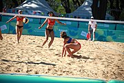 Deutsch: Beachvolleyball bei den Olympischen Jugendspielen 2018; Tag 8, 14. Oktober 2018; Mädchen, Achtelfinale – Bolivien-Puerto Rico 0:2 (18–21/18–21 ) English: Beach volleyball at the 2018 Summer Youth Olympics at 14 October 2018 – Girls Round of 16 – Bolivia-Puerto Rico 0:2 (18–21/18–21 )