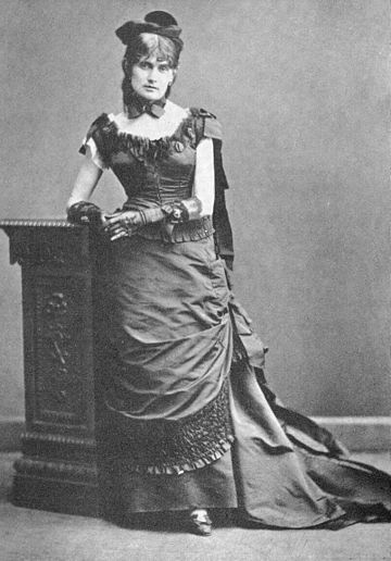 File:Berthe Morisot, 1875.jpg