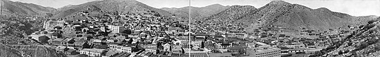 Panorama of Bisbee in 1916. Bisbee 1916.jpg