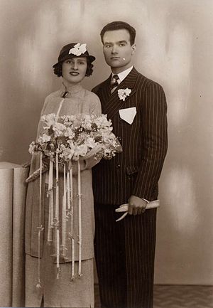 Pernikahan dari awal abad kedua puluh (1935). Barcelona, Spanyol.