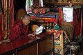 Bodnath-Guru Lhakhang-40-innen-Moench-2013-gje.jpg