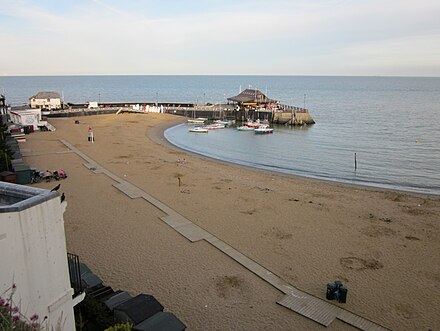 The lifeboat was launched from Broadstairs beach. Broadstairs-beach.jpg