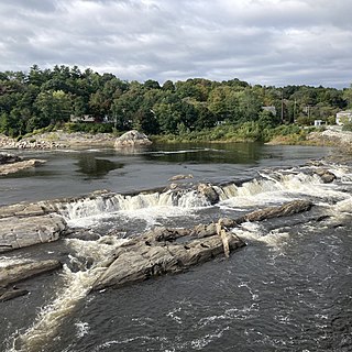 <span class="mw-page-title-main">Brunswick Falls</span> Dam and waterfall in Brunswick and Topsham, Maine