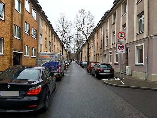 Buengerstrasse Benrath Duesseldorf (V-0410-2017)