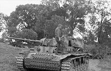 A Panzer III of the 2nd Panzer Division near Orel Bundesarchiv Bild 101I-154-1964-24, Russland, Panzer III.jpg