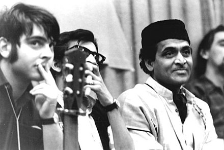 Hazarika (right) and Hartmut König (left) at the Berlin Festival of Political Songs in 1972