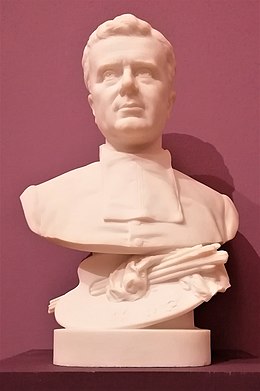Buste de l'abbé Laurent Guétal par Aimé Irvoy.jpg