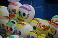 Calaveras de azúcar.  Mercado en el centro de Oaxaca.