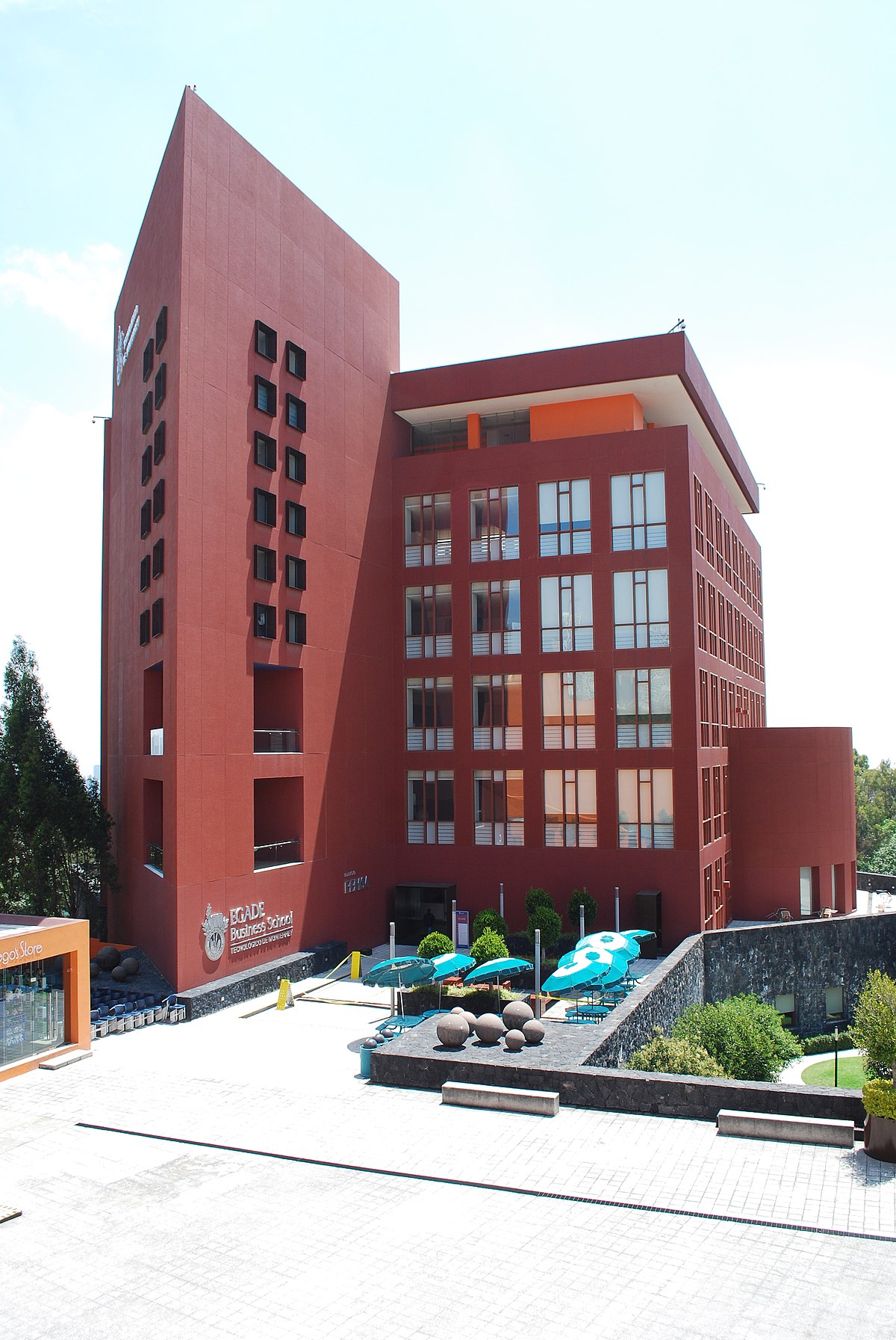 Instituto Tecnologico Y De Estudios Superiores De Monterrey