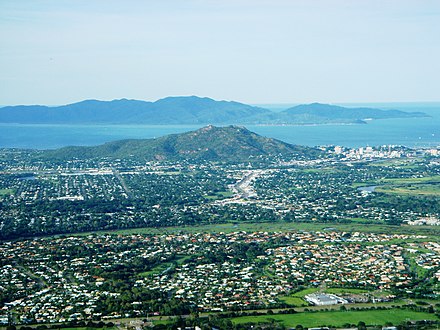 Suburbs of Townsville around Castle Hill