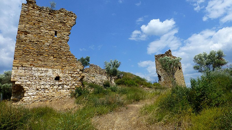 File:Castle Potamos.jpg