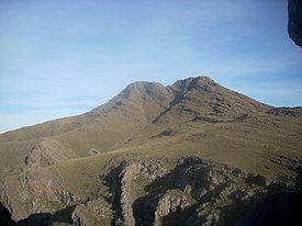 Cerro Três Picos.jpg