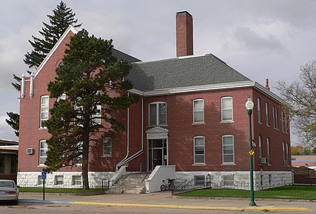 Cherry County, Nebraska courthouse from NE 1.JPG