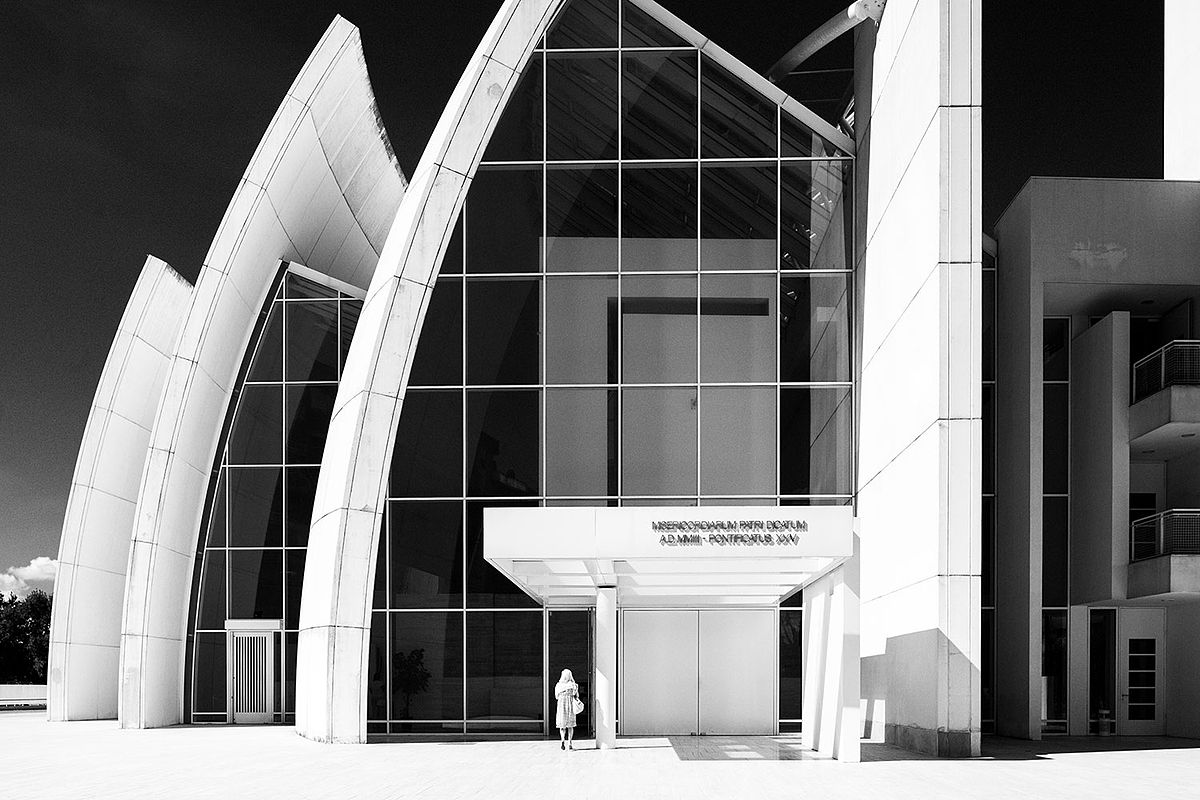 Church of God the Merciful Father, Rome Photograph: Federico di Iorio Licensing: CC-BY-SA-3.0