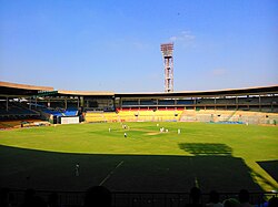 Chinnaswamy Stadium - panoramio.jpg