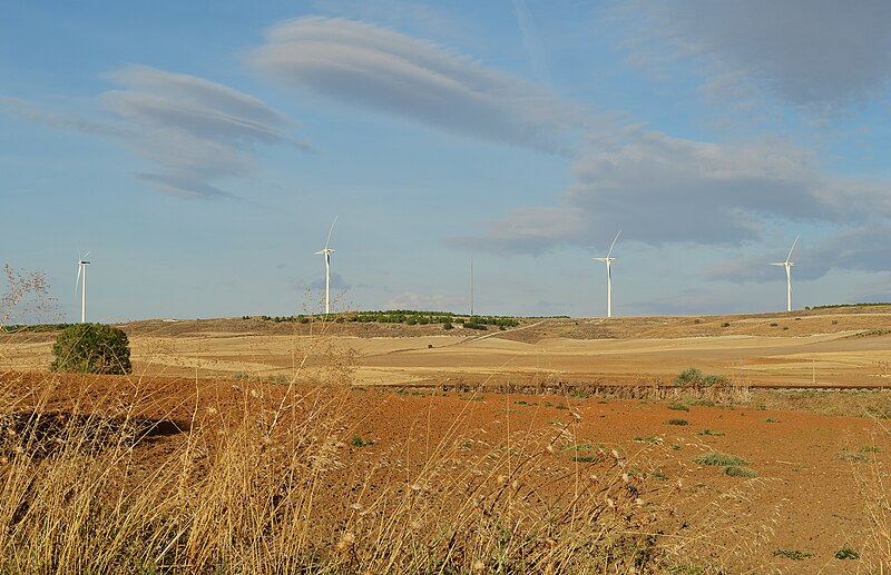 File:Cubillos, parque eólico, 01.jpg