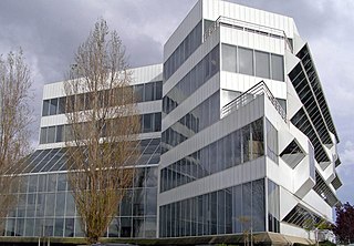 <span class="mw-page-title-main">Dakin Building</span> Office building in California, U.S.