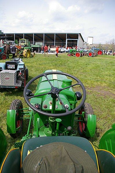 File:Deutz03.jpg