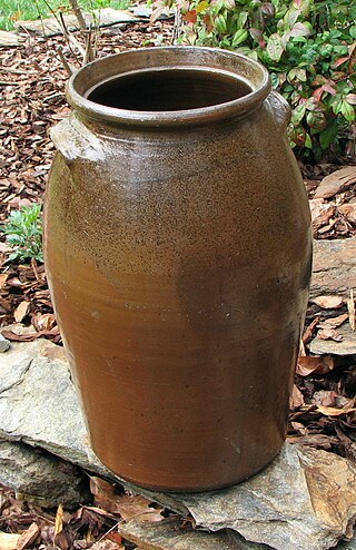 <span class="mw-page-title-main">Catawba Valley Pottery</span>