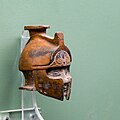 East Greek plastic aryballos - helmeted head of warrior - Rhodos AM 11533 - 01