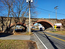 East Providence arch bridge, December 2021.jpg