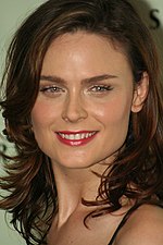 Gambar mini seharga Emily Deschanel