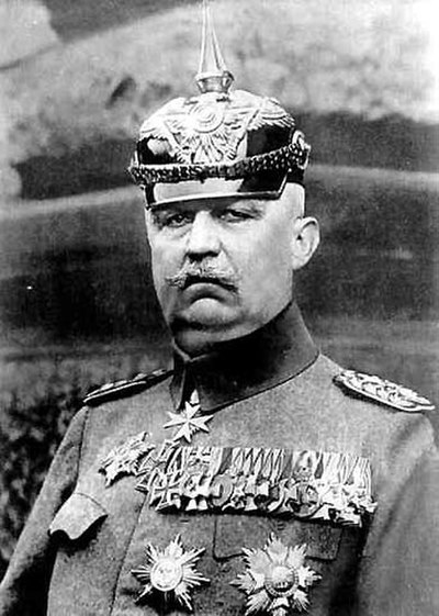 Erich Ludendorff in 1918. His calculated shifting of responsibility for the war's loss from the army to the civilian government gave rise to the stab-