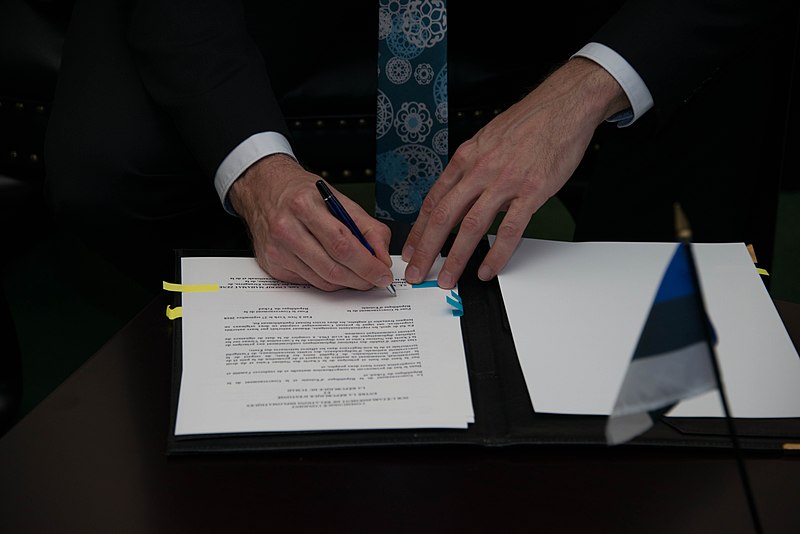 File:Estonia and Chad sign diplomatic relations - 2018 (31087385838).jpg