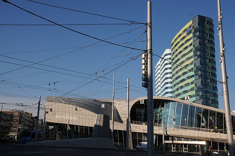 File:Finally finished after 19 years of plans and building activities, the new Arnhem central station - panoramio.jpg