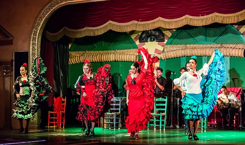 படிமம்:Flamenco en el Palacio Andaluz, Sevilla, España, 2015-12-06, DD 02.JPG