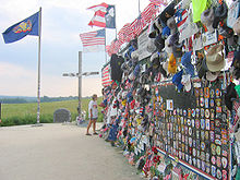 Flight 93 temporary memorial in Pennsylvania Flight93nationalmemorial-july2006.jpg