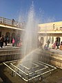 Funtana fuq ġewwa tal-Hawa Mahal.